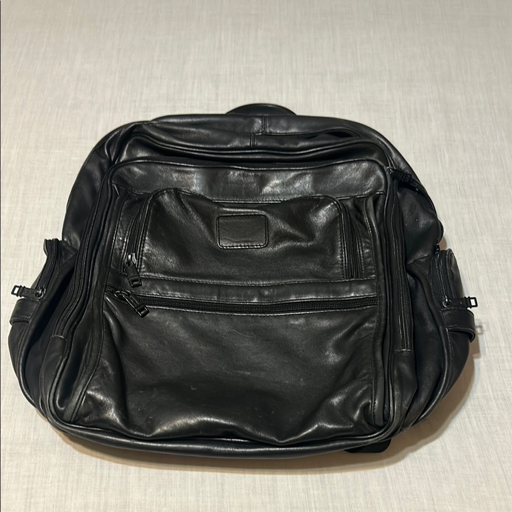 TUMI Alpha Brief Pack Backpack Black Leather Bag - Picture 2 of 10